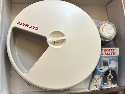 CAT MATE C50 Automatic Pet Feeder - 5 Meal Timer, White, for Cats & Dogs