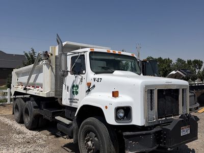 2002 INTERNATIONAL 2674 6x4 12 Ton Dump Truck