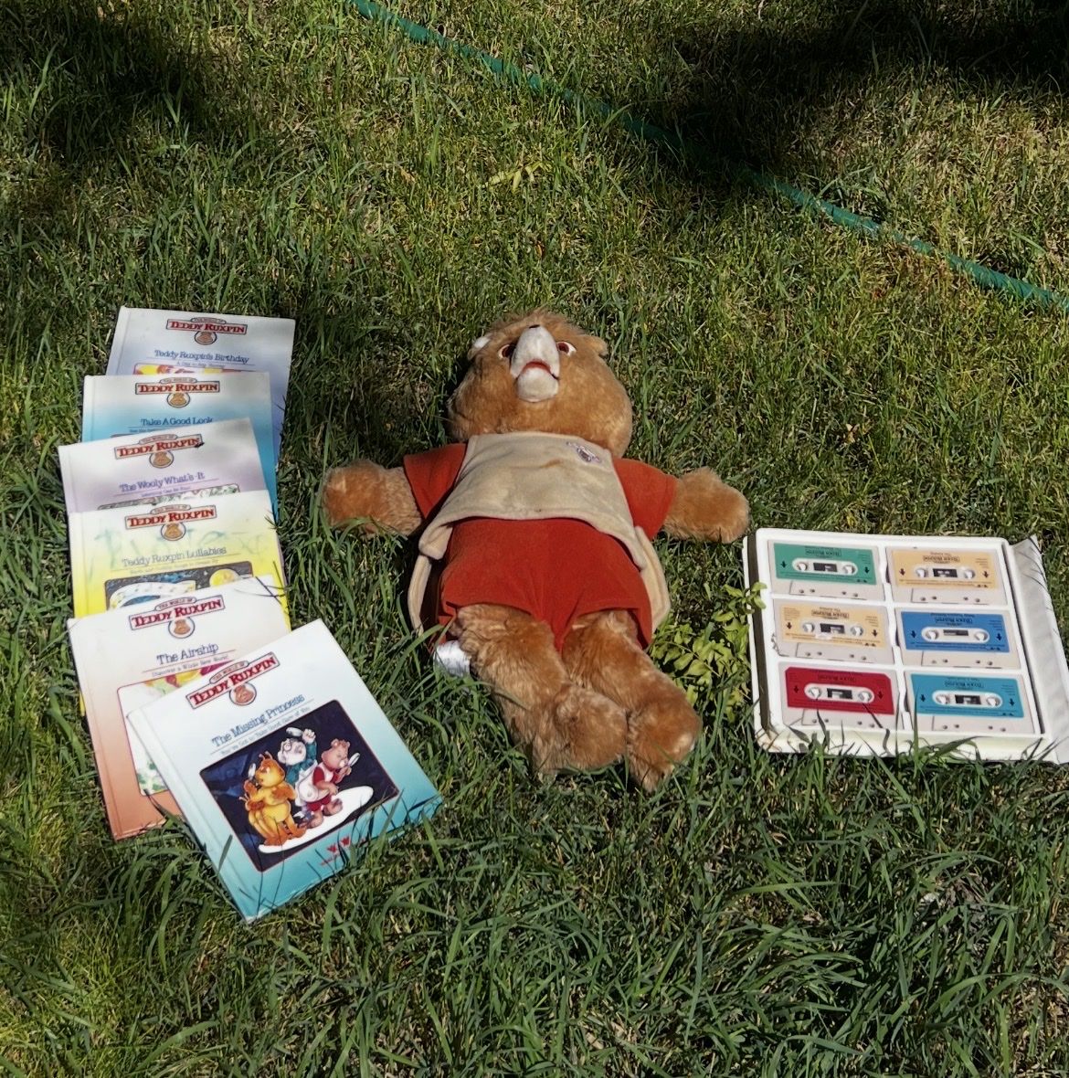 Vintage Teddy Ruxpin Animatronic Bear w/ Books & Tapes - The Airship, Missing Princess