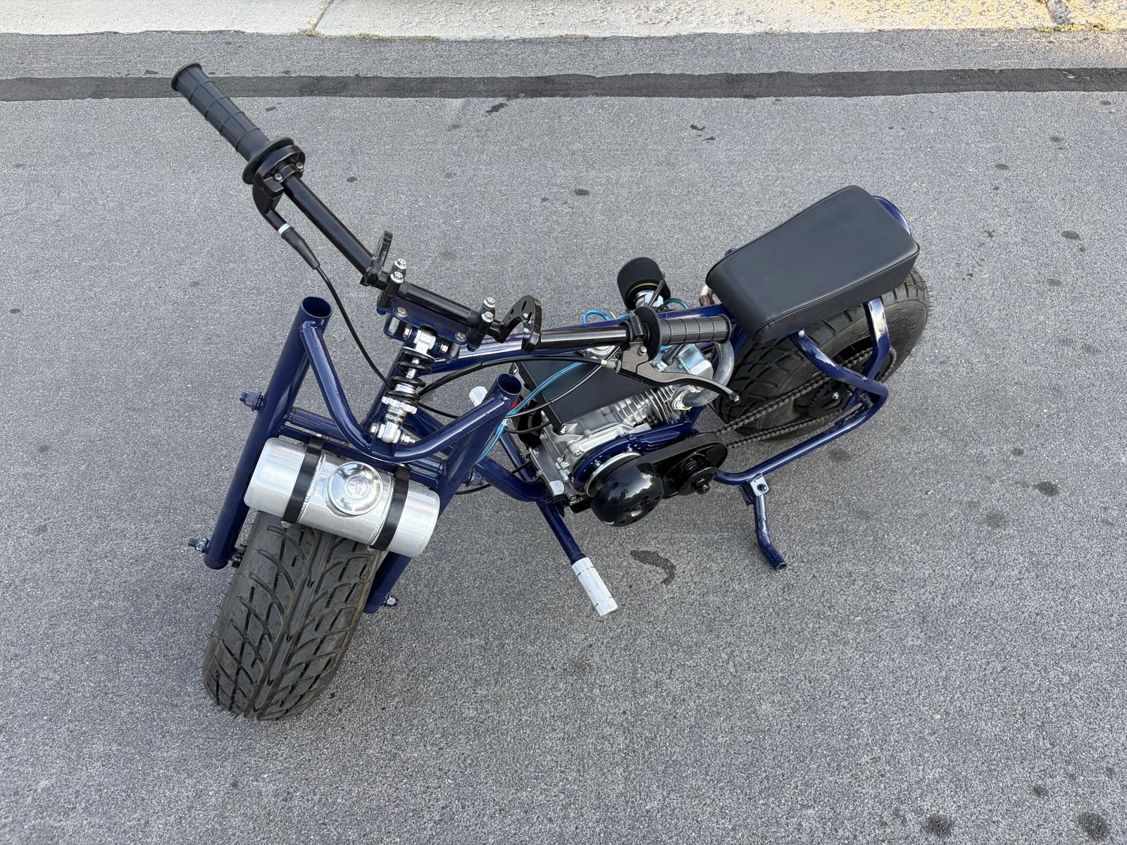 Main image 4