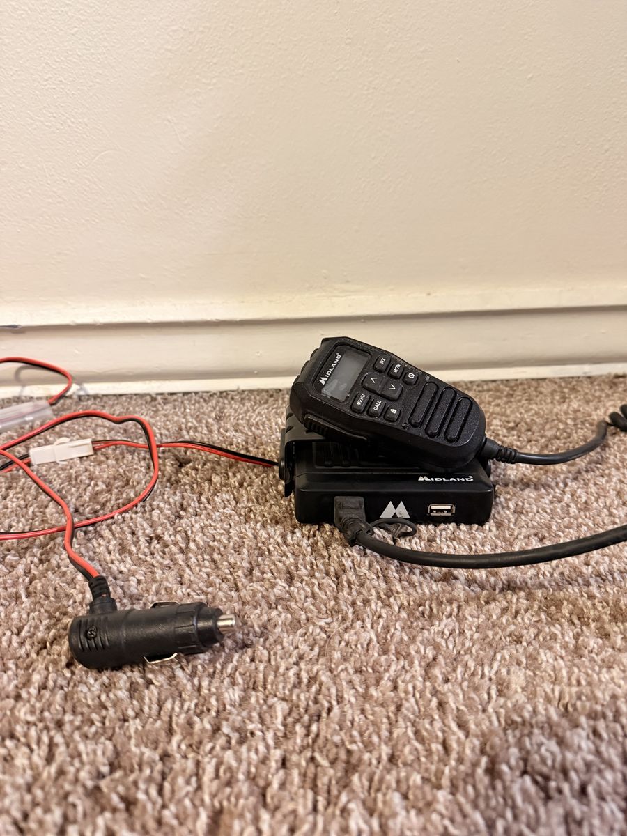FRS/GMRS Radio - Midland MXT275