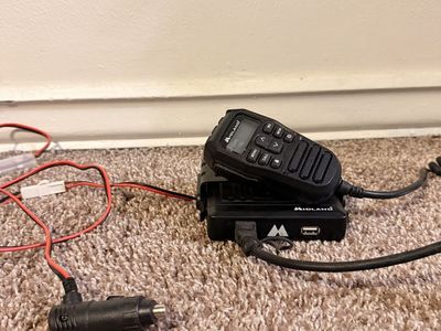 FRS/GMRS Radio - Midland MXT275