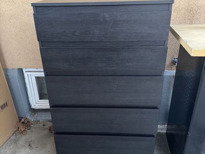 Black 5 drawer Dresser ( The Price Is Firm)