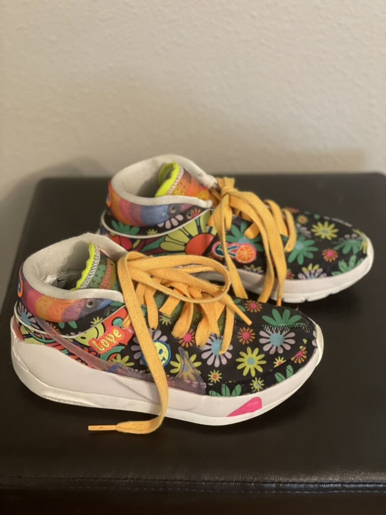 Kd easy money snippers basketball shoes