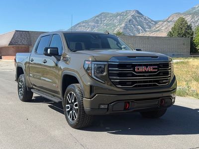 2023 GMC 1500 AT4