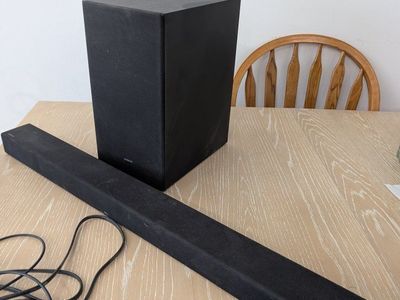 Samsung HW-A450 Soundbar & Subwoofer PS-WA45G - 2.1ch Audio, Bluetooth, Bass Boost