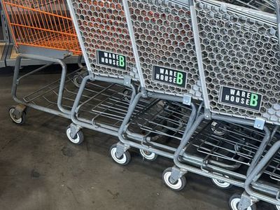 Easy push, light weight Plastic grid, shopping carts, make shopping easy for your customers!