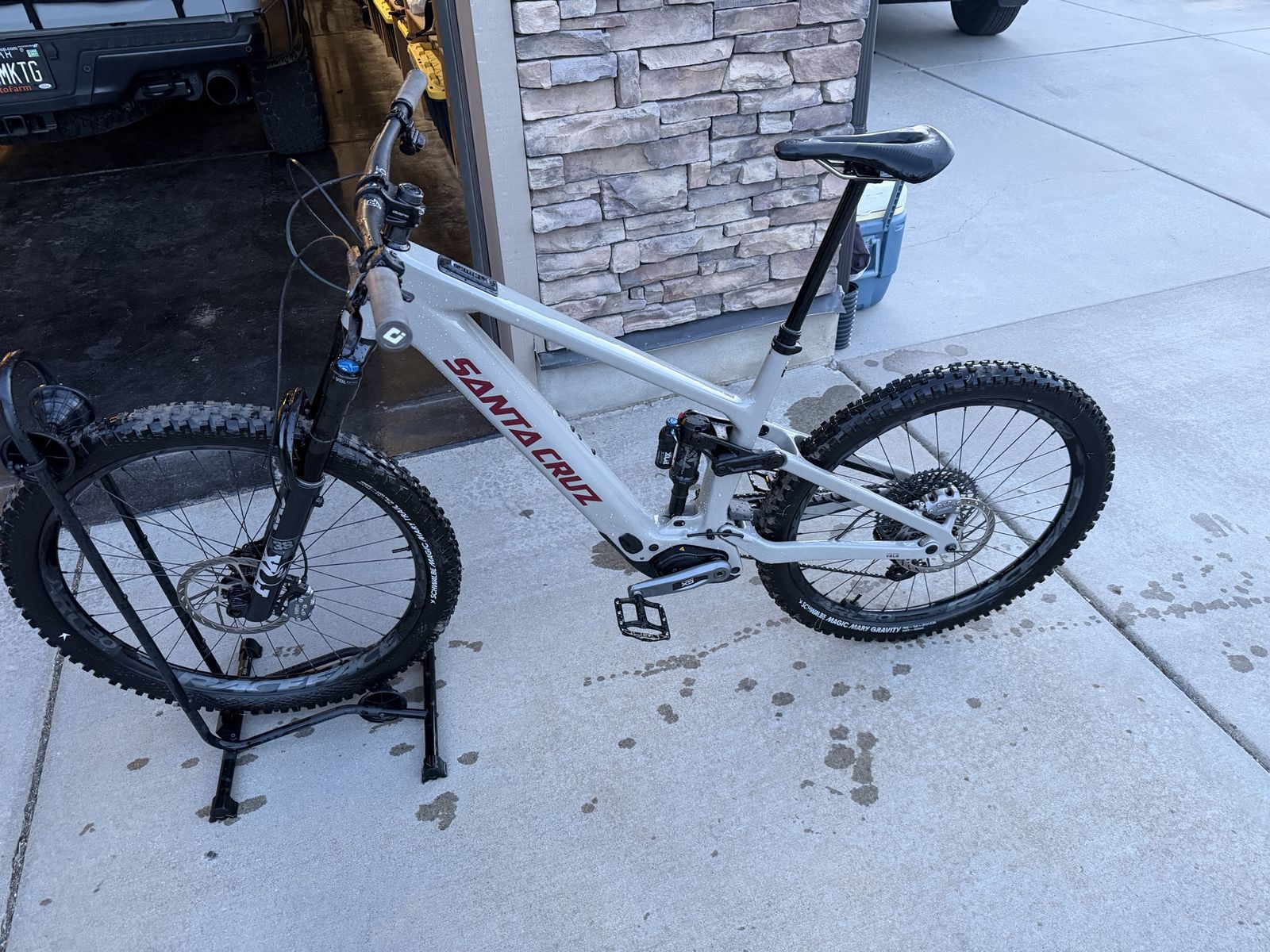 Santa Cruz Vala XL
