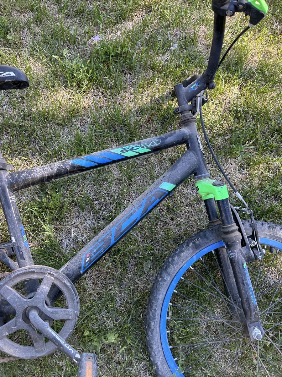 Galaxy Cycles SC20 Kids' Mountain Bike - Black/Blue, 20-inch Wheels