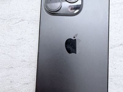Apple iPhone 15 Pro - Unlocked - Dark Grey - Excellent Condition