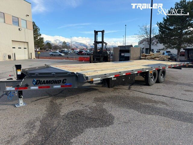 8.5x24 Diamond C DET 207 Deckover Tilt Trailer -  15.5K GVWR -