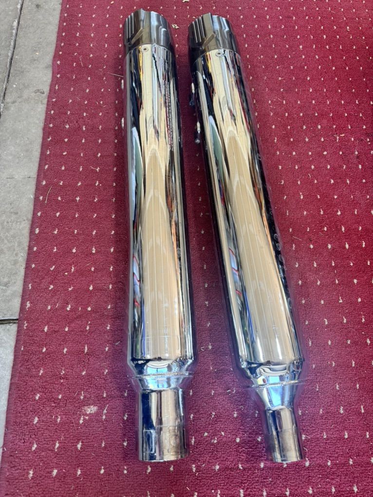 Tail Pipes-Harley CVO