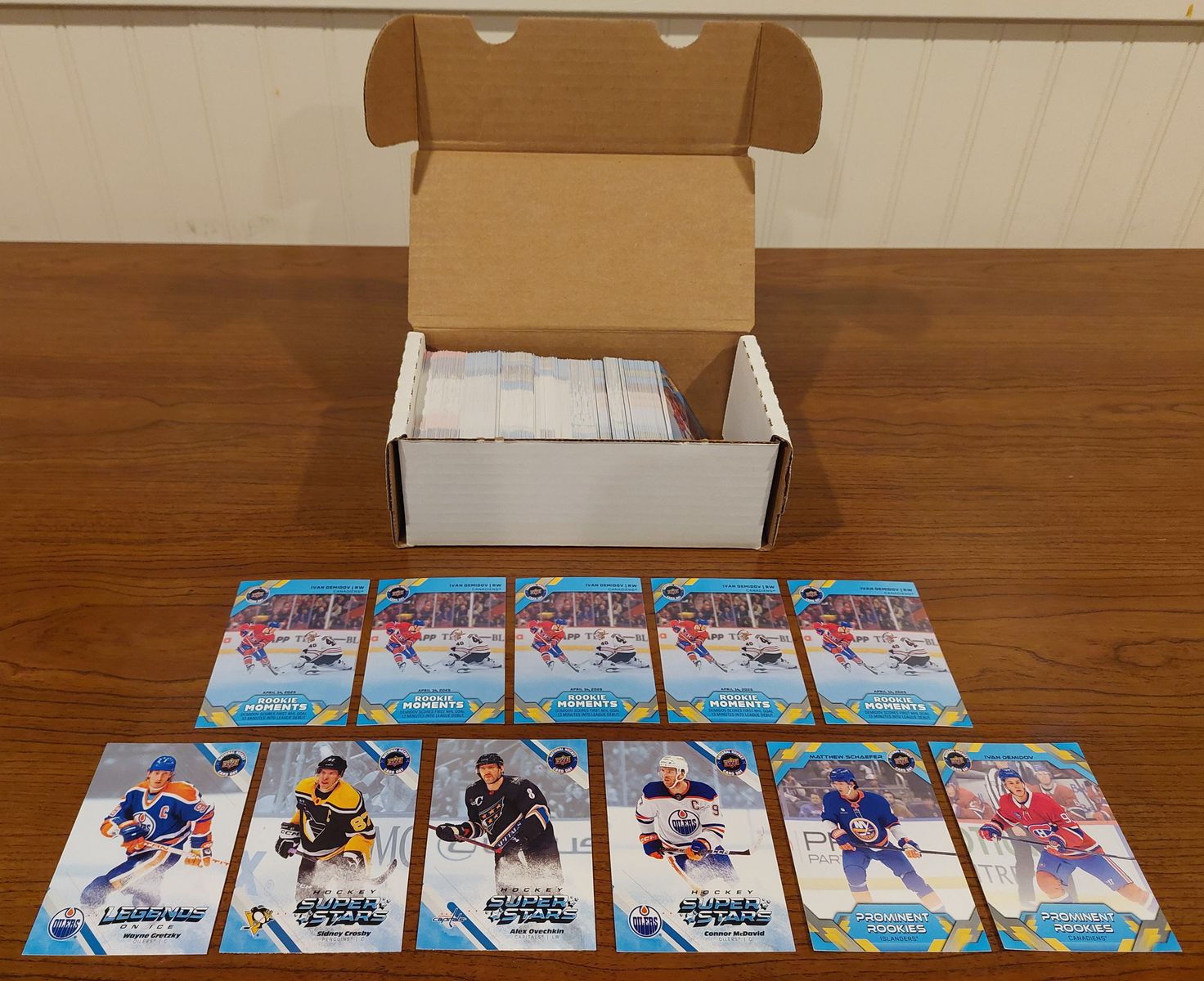 HUGE UPPER DECK HOCKEY CARD LOT – 250+ CARDS 