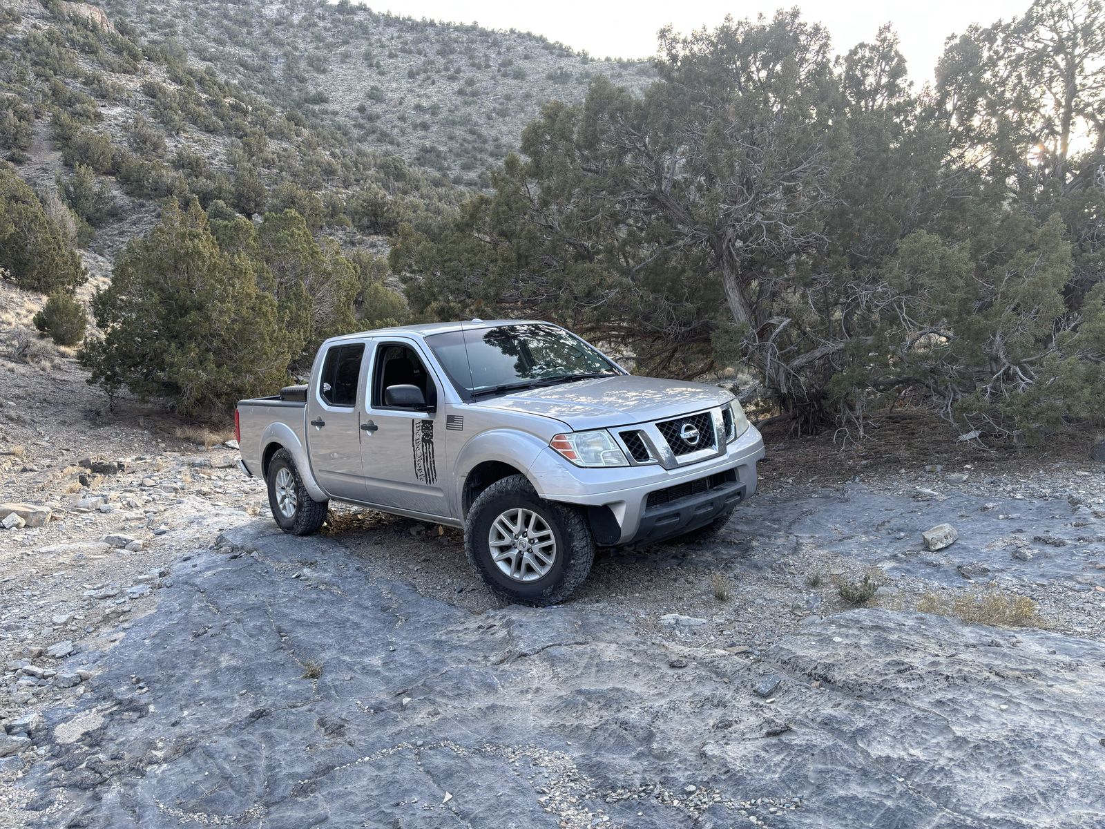 2015 NISSAN FRONTIER SV