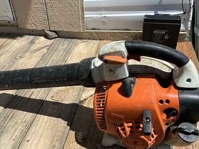 STIHL BR 600 Magnum Backpack Leaf Blower - Gas-Powered, Professional Grade