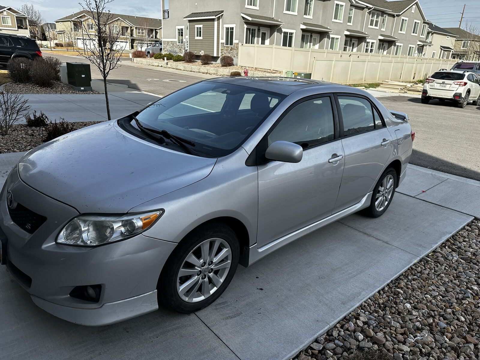 2010 TOYOTA COROLLA S