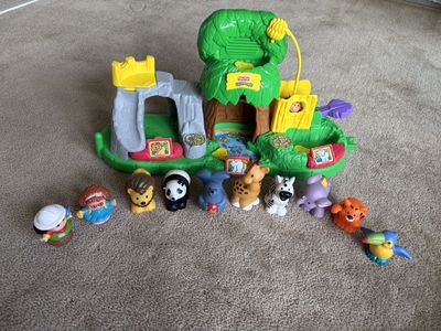 Fisher-Price Little People Zoo Set
