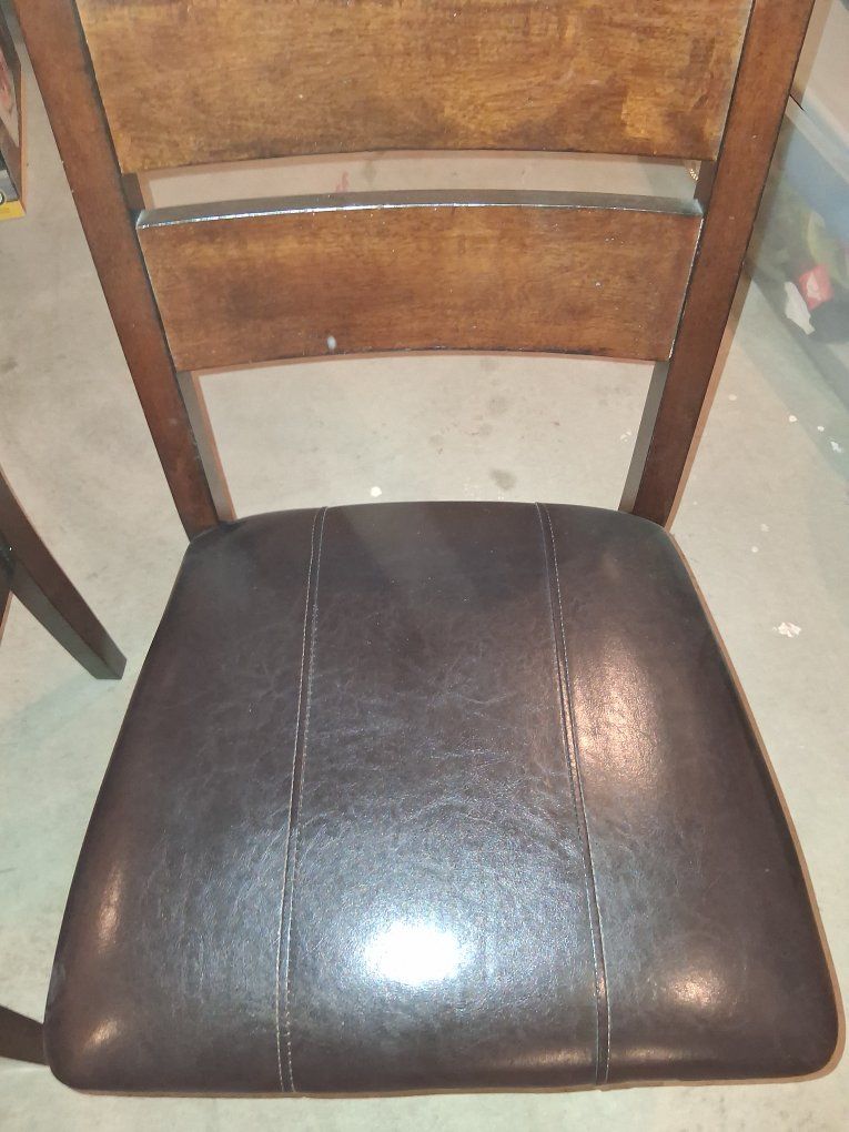 Main image 3
