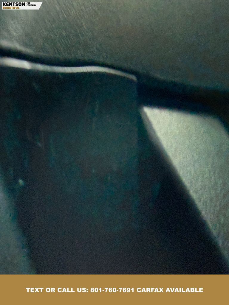 Main image 7