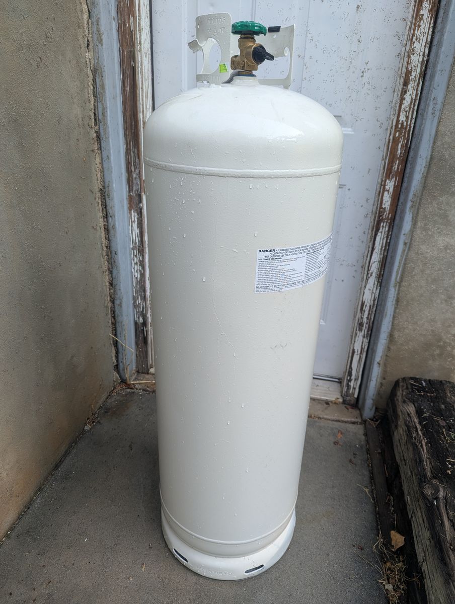 100 lb Propane Tank