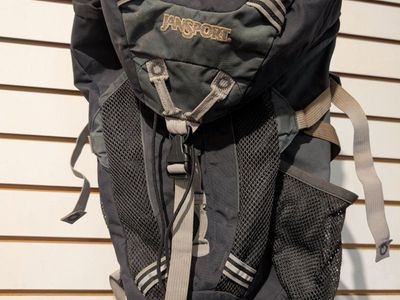 JanSport Katahdin Hiking Backpack