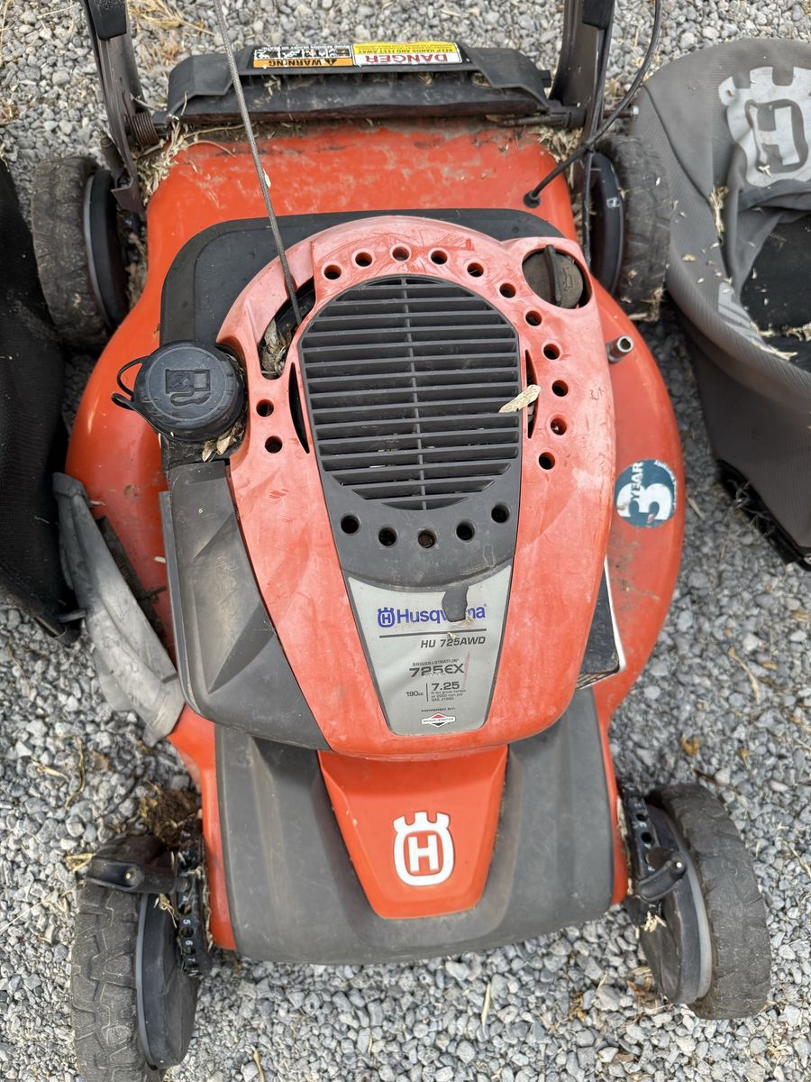 Main image 3