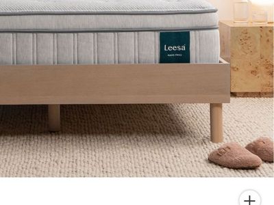 Leesa Sapira Hybrid Mattress, Full Size - New, Plush Comfort ( NEW in box )