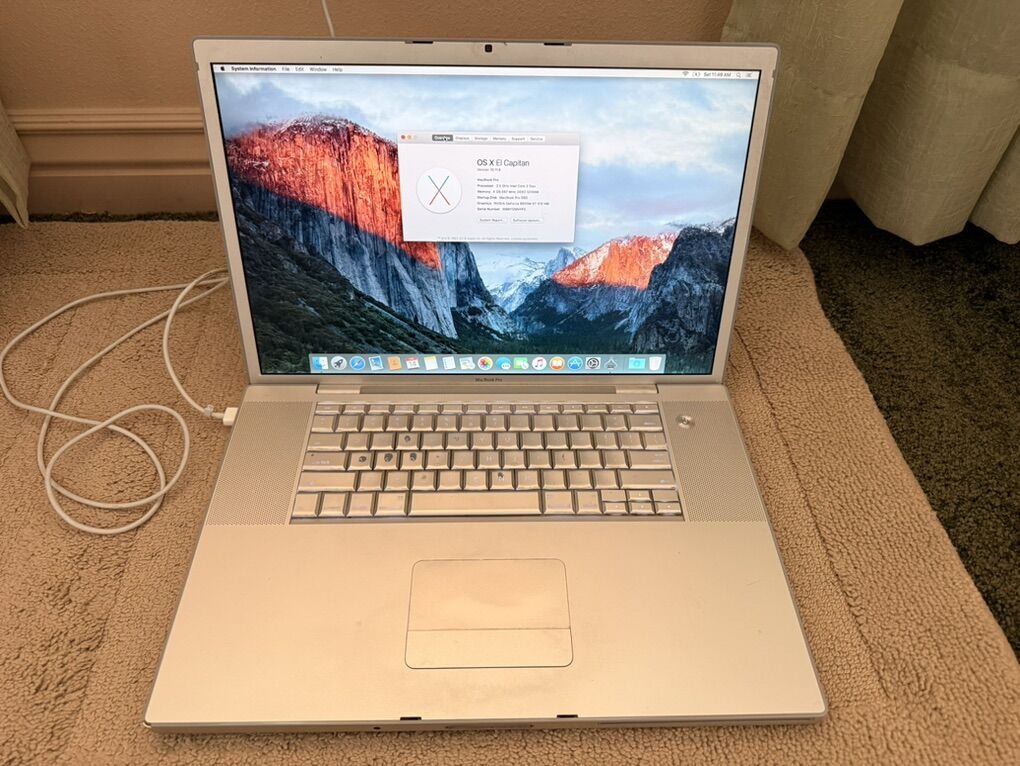Macbook Pro 17 Inch, early 2008