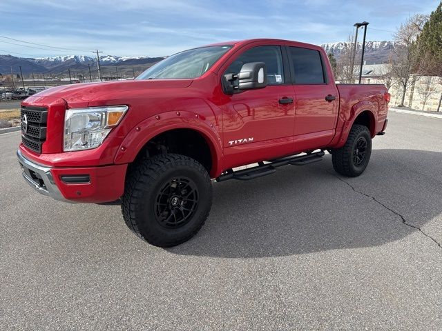 2022 Nissan Titan SV