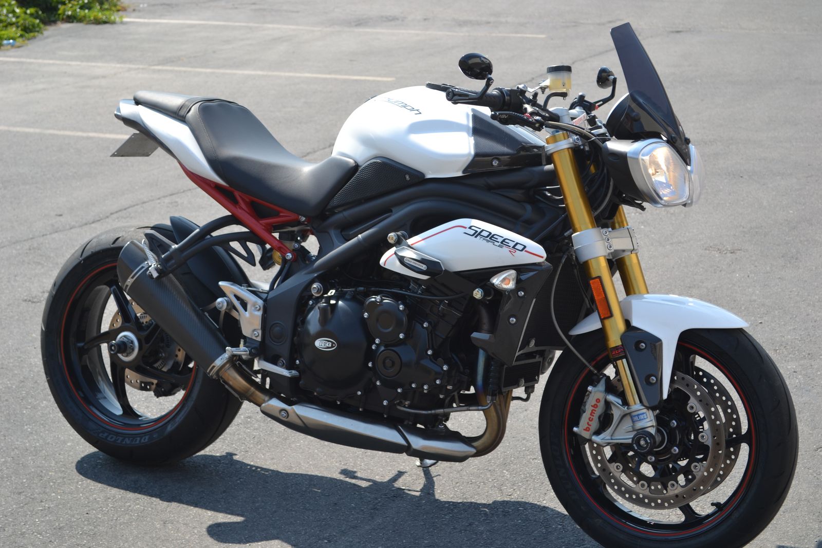 2013 Triumph Speed Triple 1050 R - SUPER CLEAN
