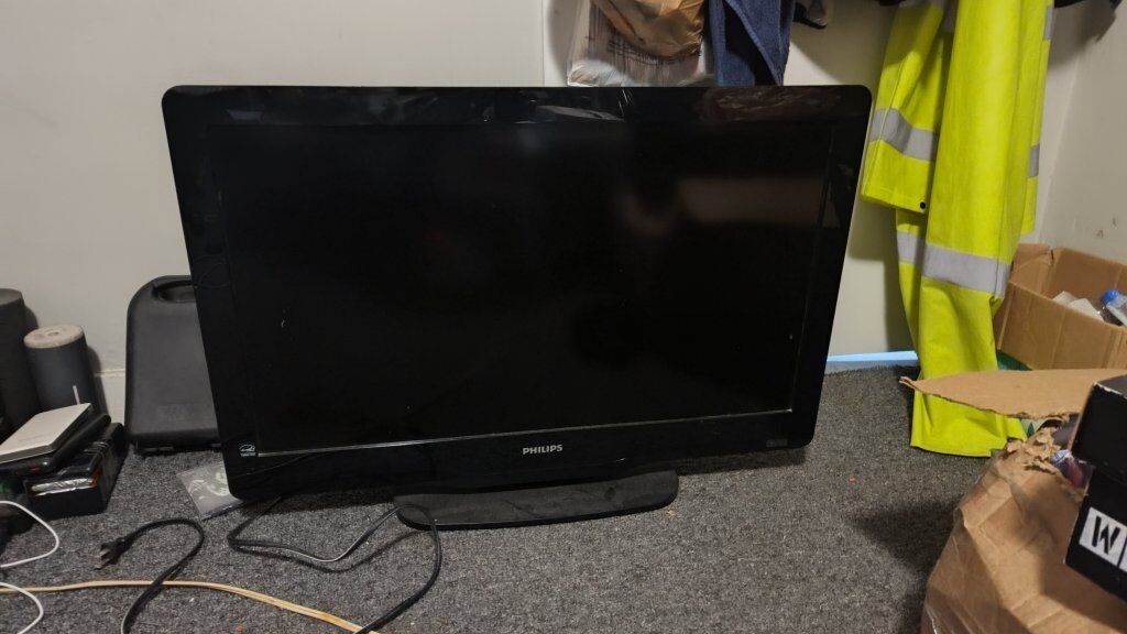 Phillips 720 non smart TV