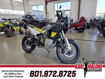 2023 Husqvarna® Norden 901