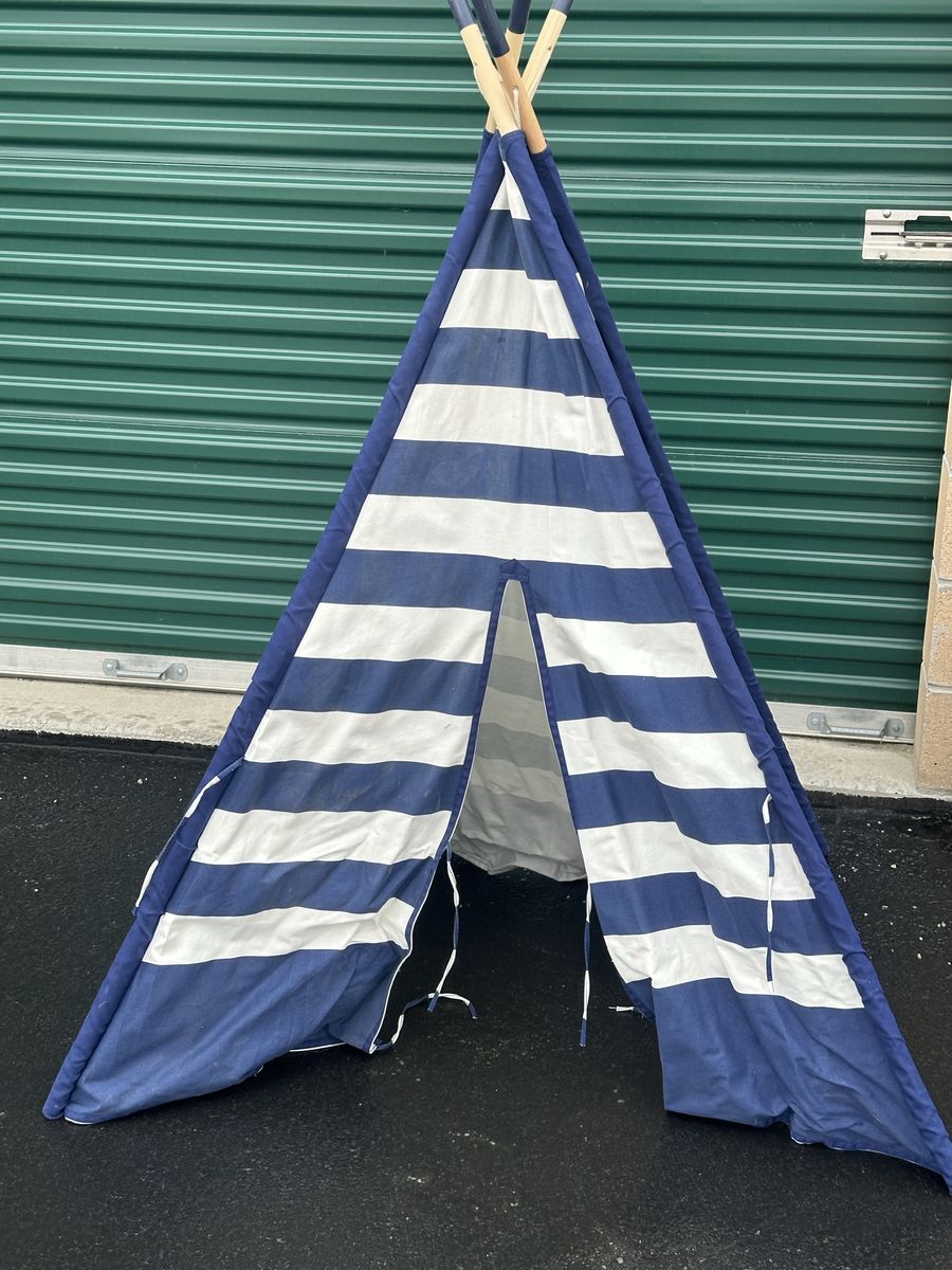 Used Kids’ Indoor Camping Teepee Play Tent