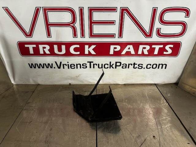 Kenworth W900 Bracket