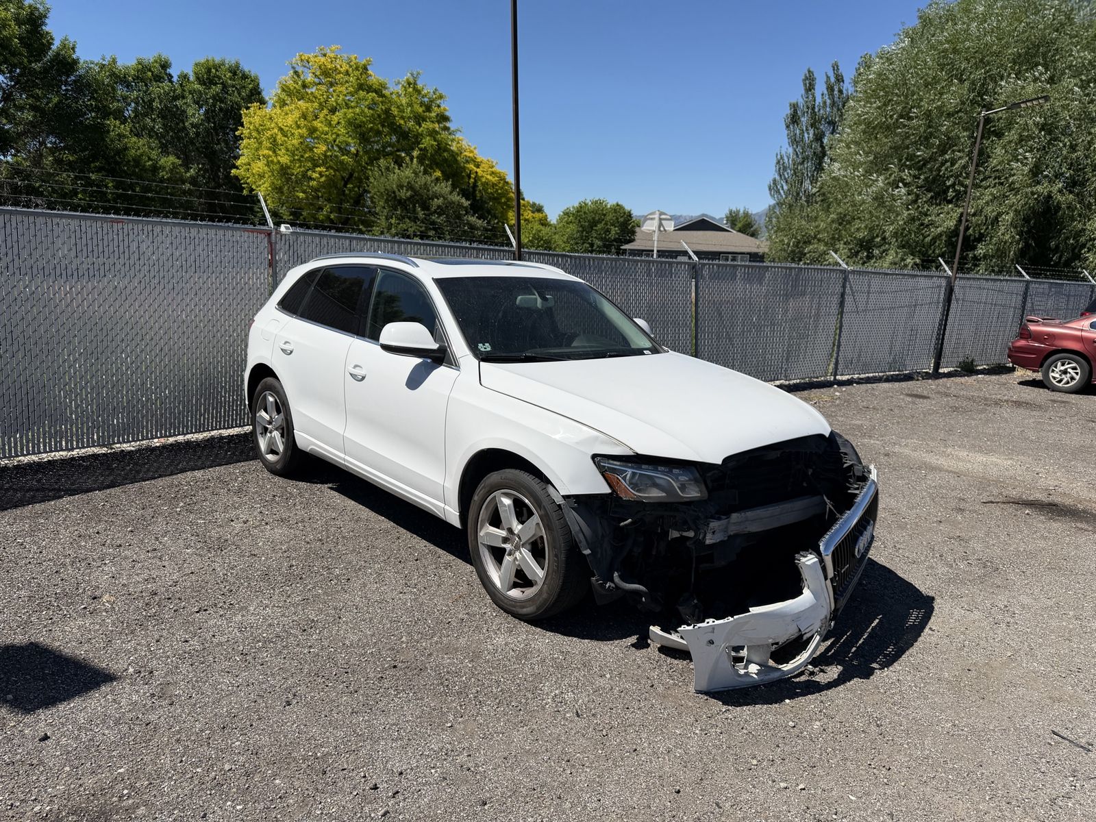 2009 Audi q5 auto body special! CLEAN TITLE