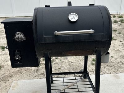 Pit boss smoker