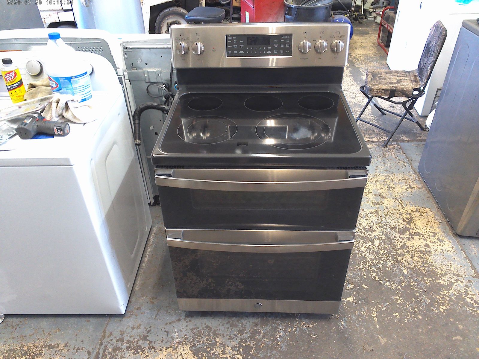 GE free standing double oven range