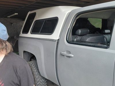Unbranded Gray Truck Shell/Camper Top - Short Bed, White Top - Fits various trucks