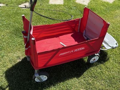 Radio Flyer Wagon FOLDABLE