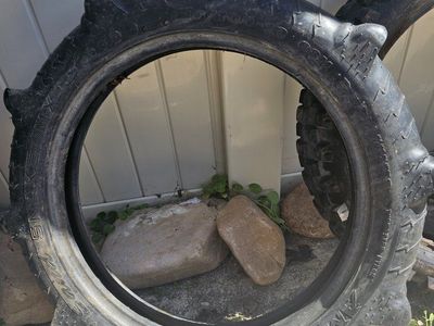 Kings Tire Sand Snake MX Motorcycle Dirt Bike Tires - Set of 2, Excellent Condition