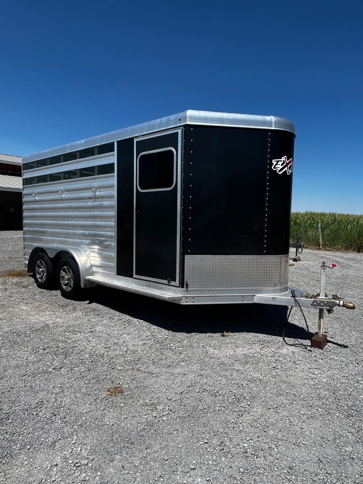 2022 Exiss 3 Horse Bumper Pull Trailer