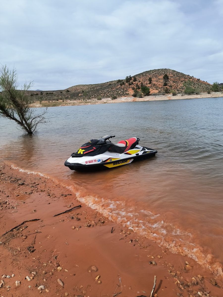 seadoo jetski waverunner for rent