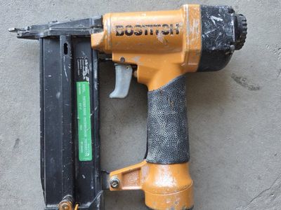 Bostitch 18 Gauge Brad Nailer – SB-1850BN