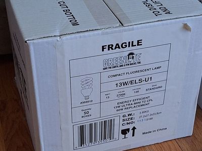 CFL Compact Florescent Bulbs New!!! (Box of 50) prepper preparedness