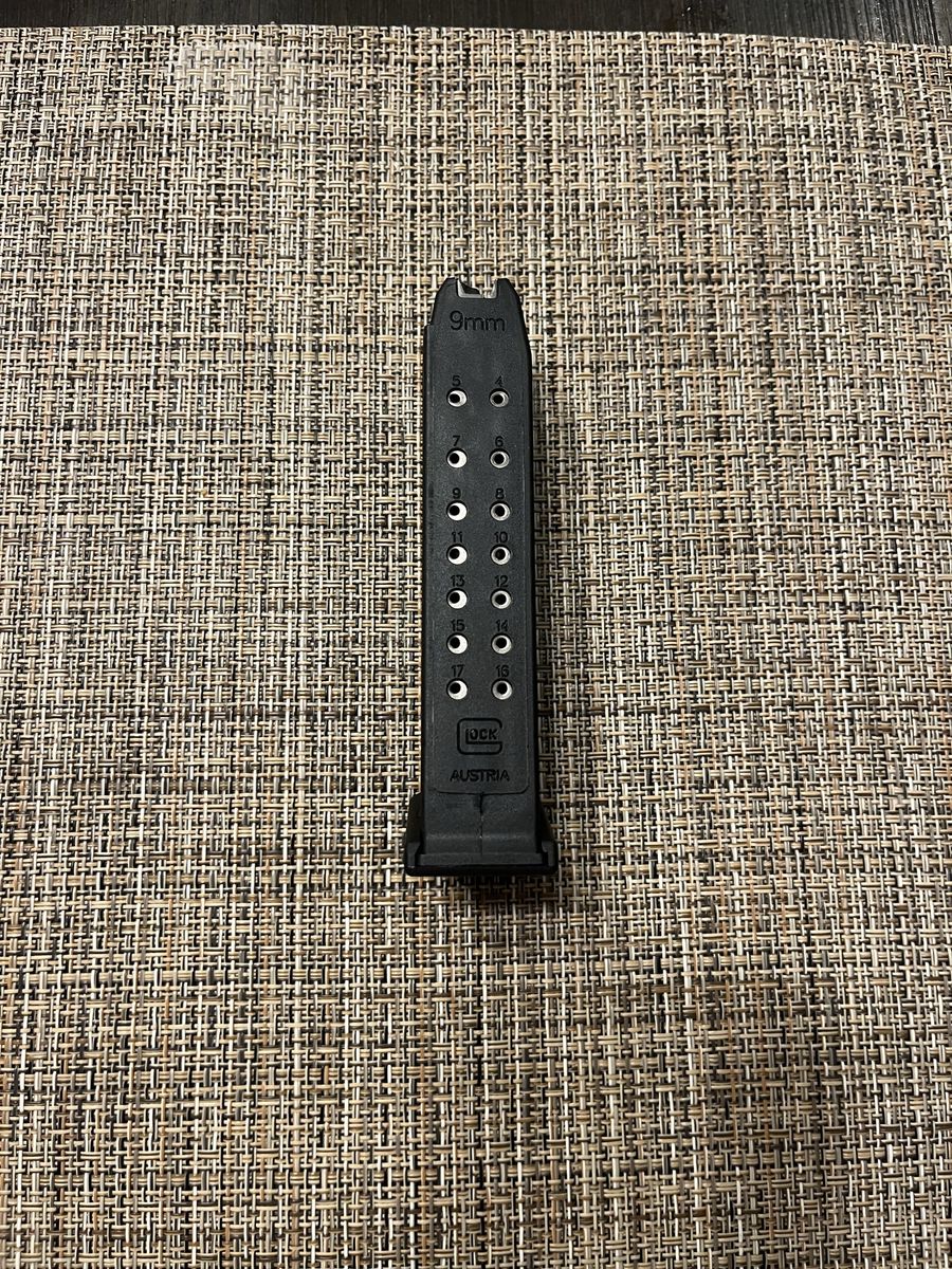 Glock Gen 4 17 Round Factory Magazine