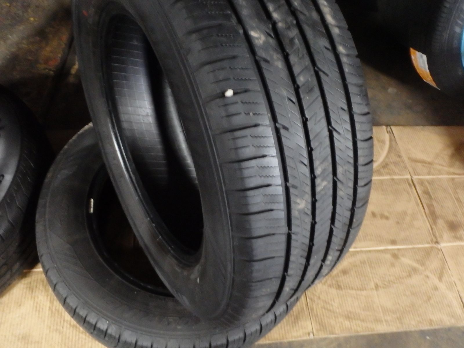 235/60R17 MAZAMA REPUTATION LUXURY PAIR ODF TWO USED TIRES