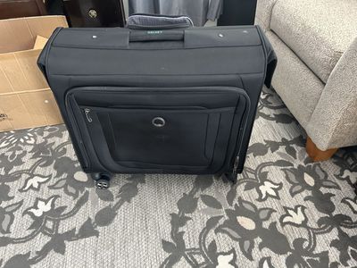 DELSEY PARIS Helium DLX Rolling Garment Bag 100OBO
