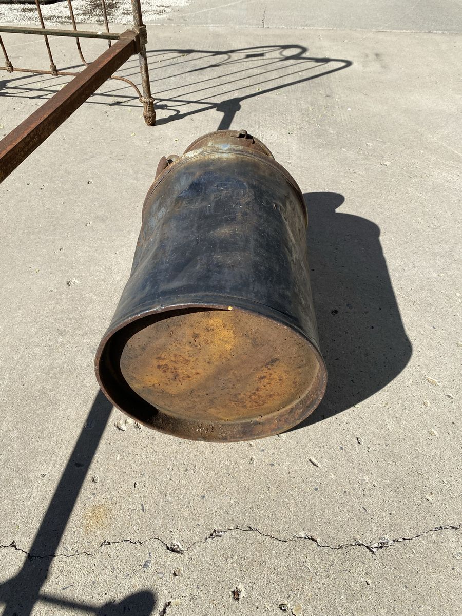 Main image 6