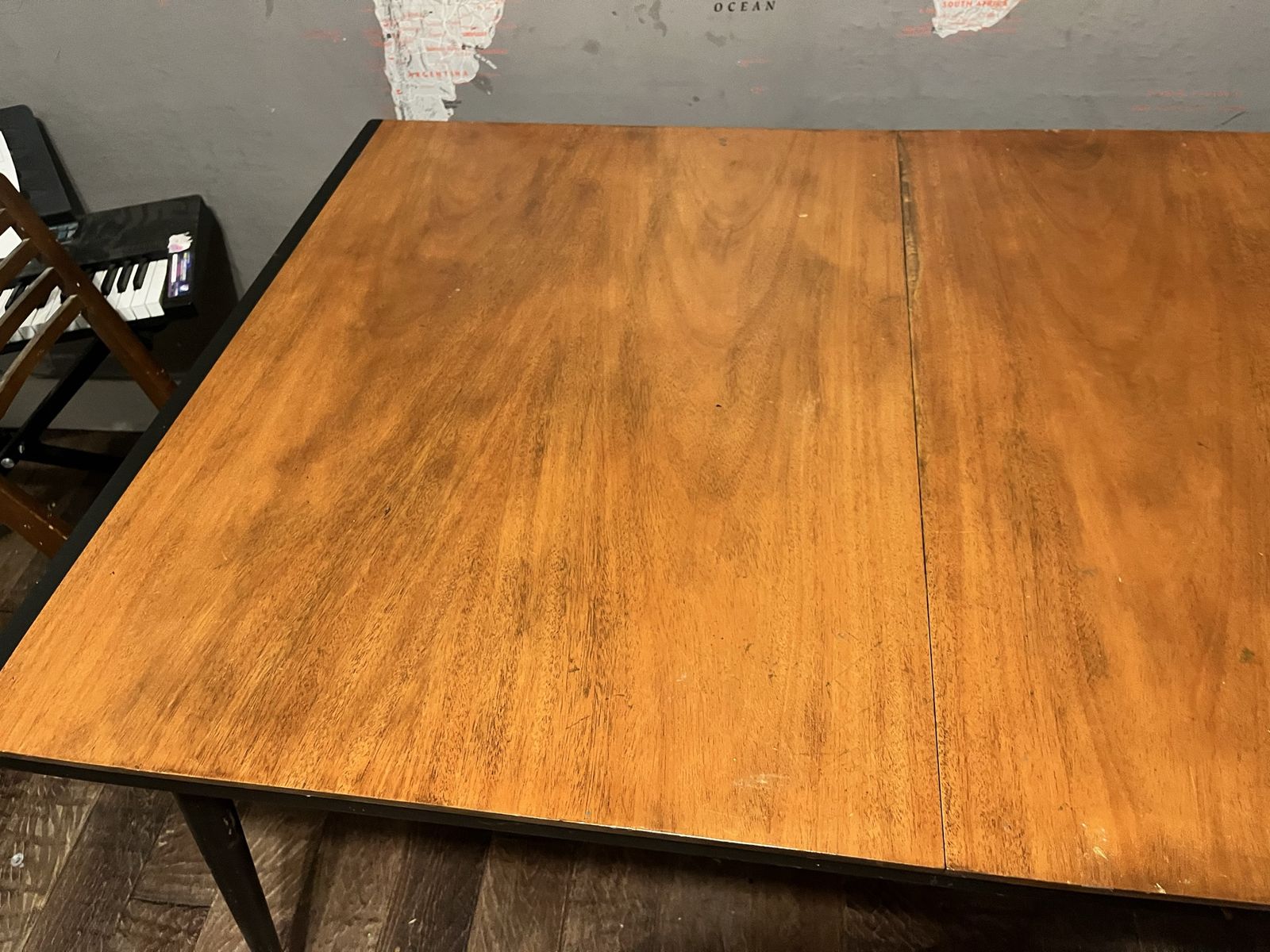 Mid Century Dining room table and chairs