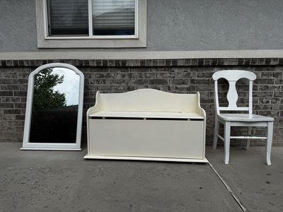 Scalloped Solid Wood Furniture for Child/Baby/Play Room